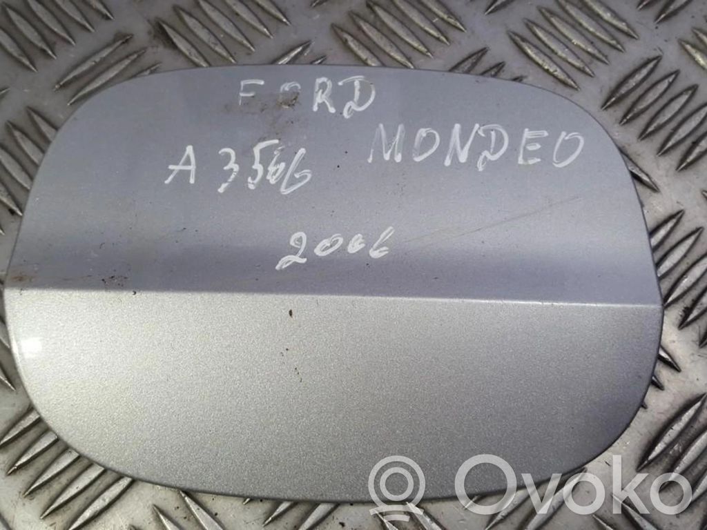 Ford Mondeo MK IV Bouchon, volet de trappe de réservoir à carburant