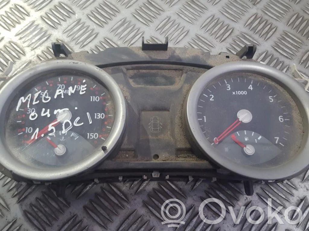Renault Megane II Licznik / Prędkościomierz 
