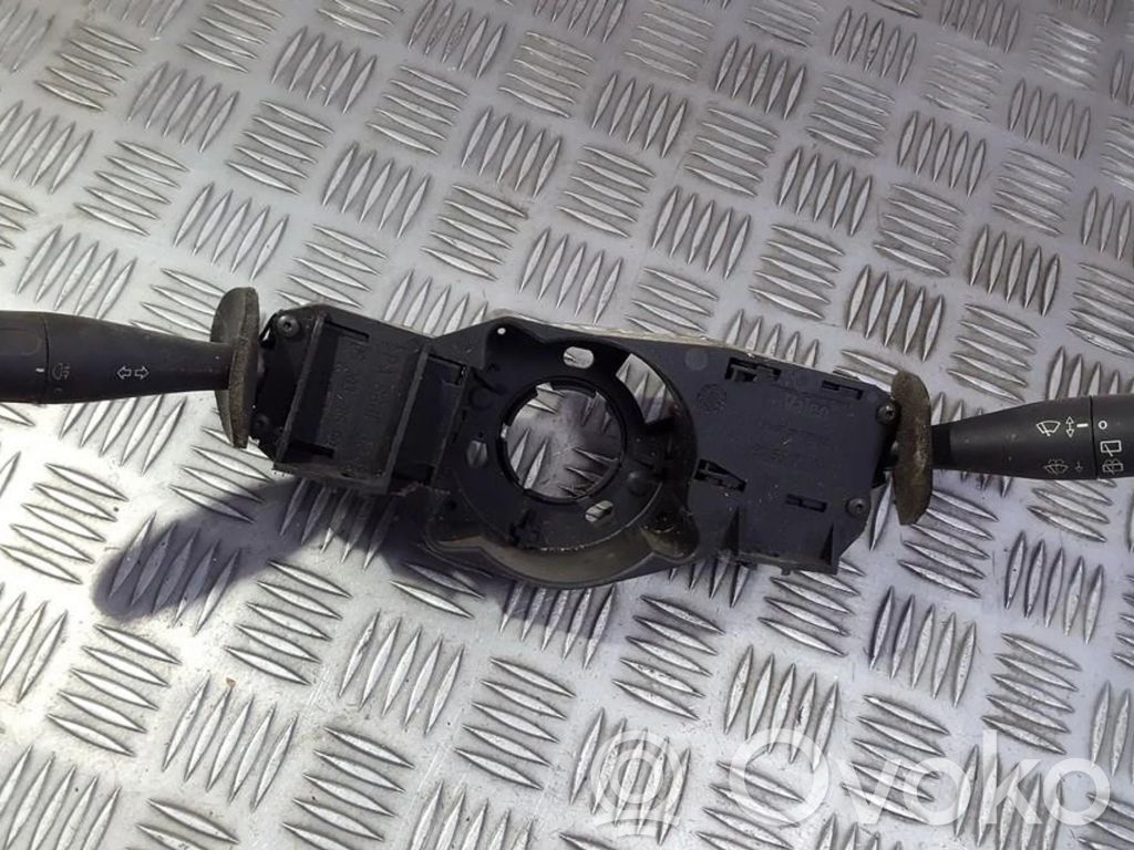 Peugeot 406 Leva/interruttore dell’indicatore di direzione e tergicristallo 