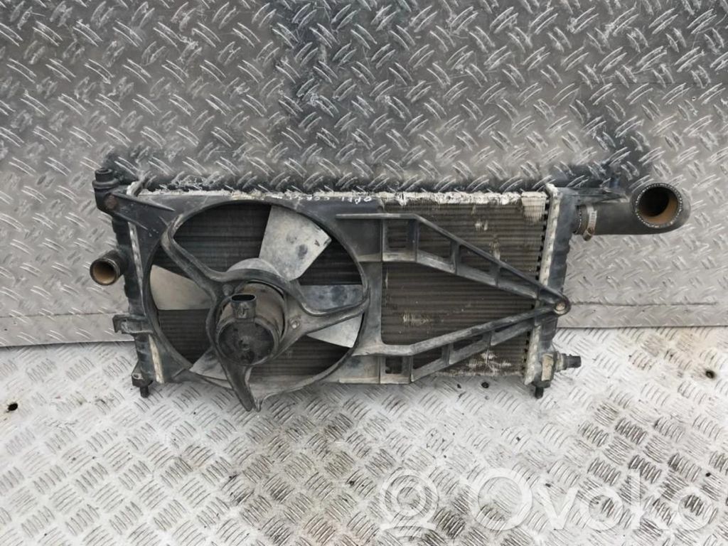 Opel Corsa B Radiatore di raffreddamento 
