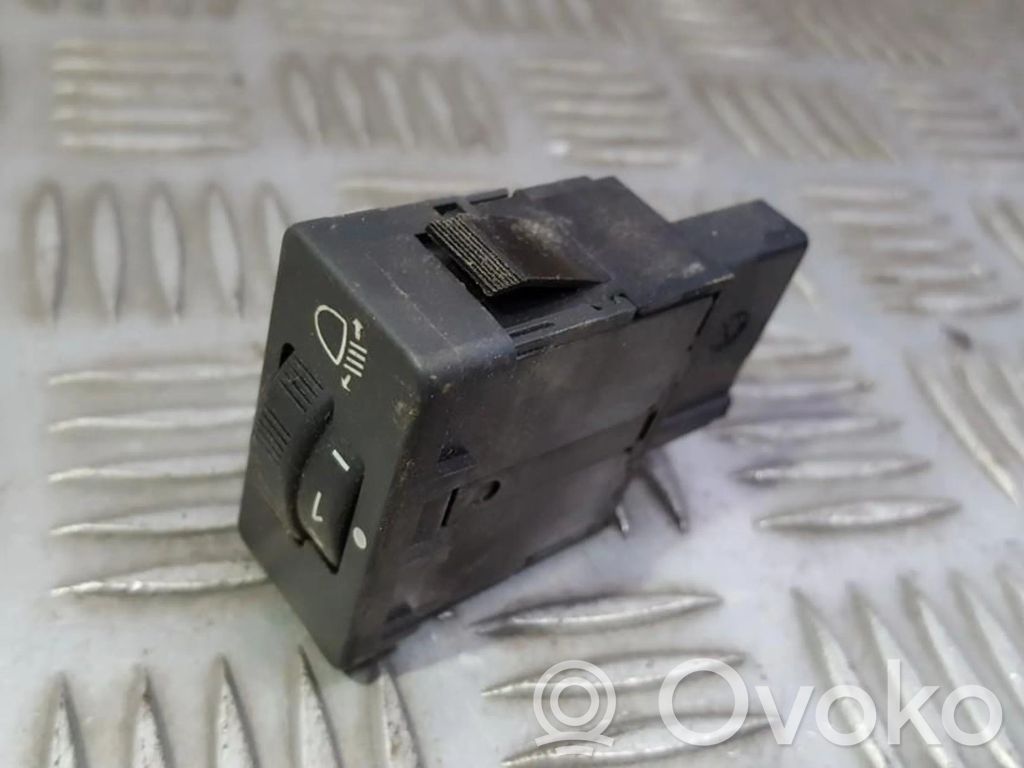 Headlight level height control switch