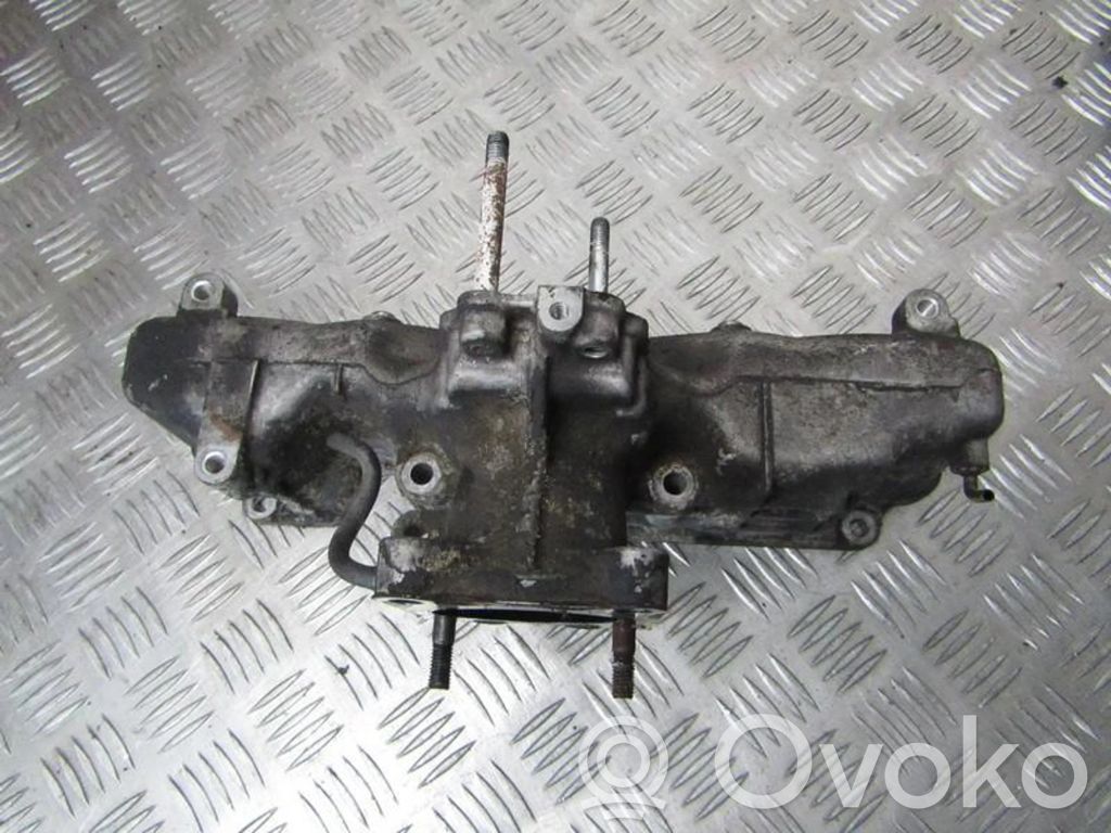 Toyota Avensis T250 Kolektor ssący