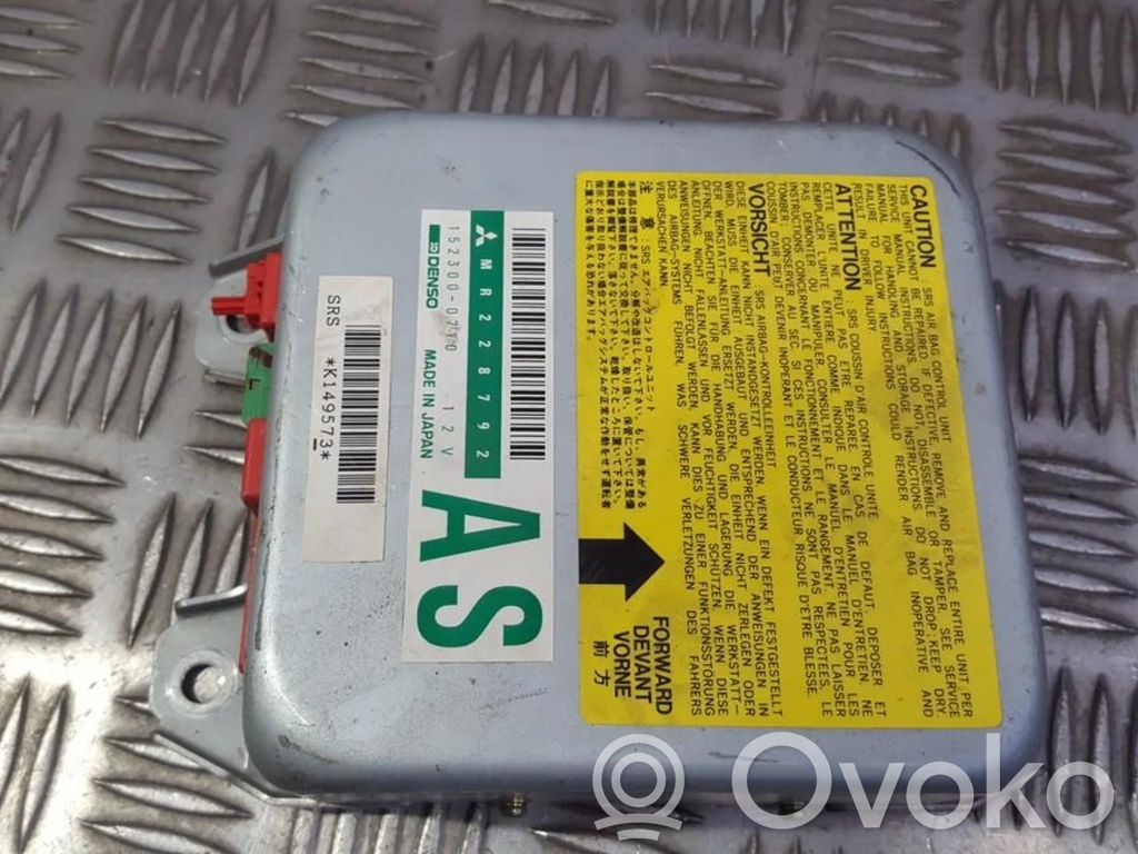 Mitsubishi Space Runner Sterownik / Moduł Airbag 