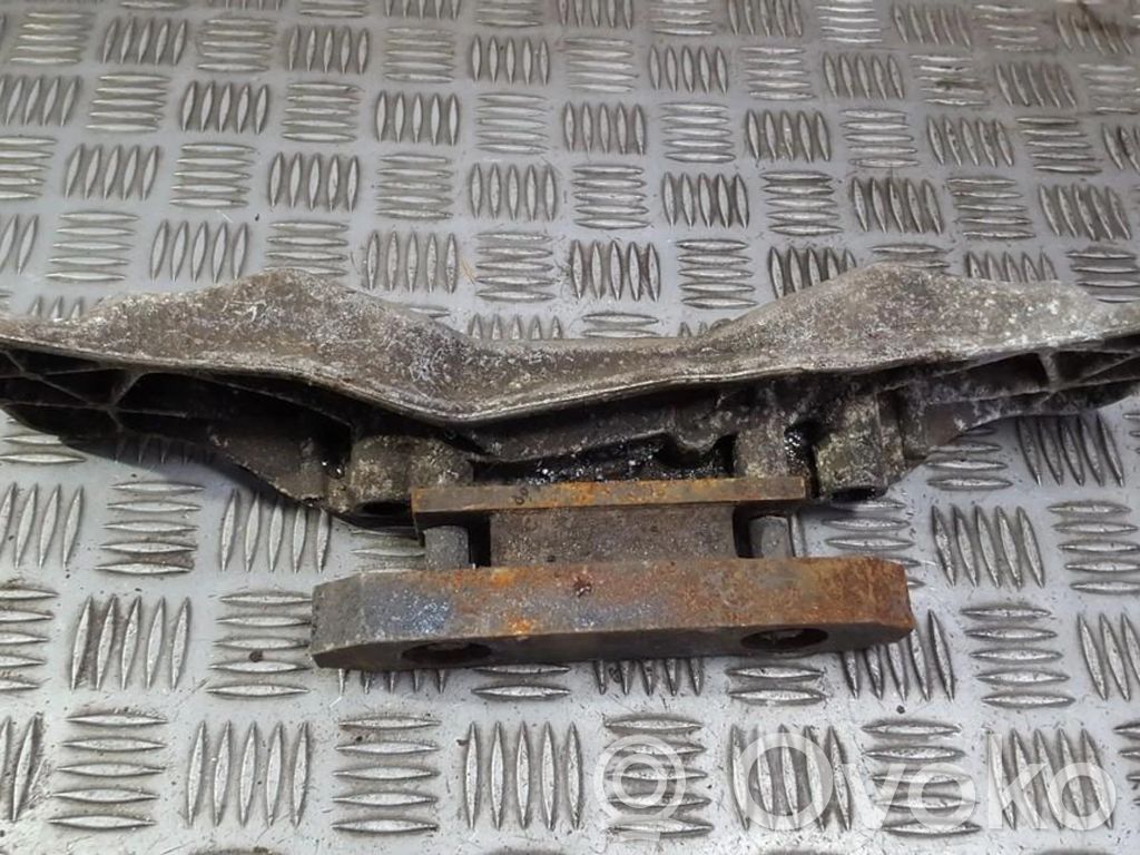 Engine mount bracket   10934469,10934469
