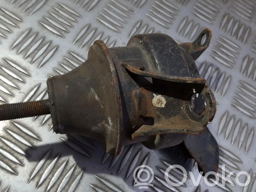 Soporte de montaje del motor