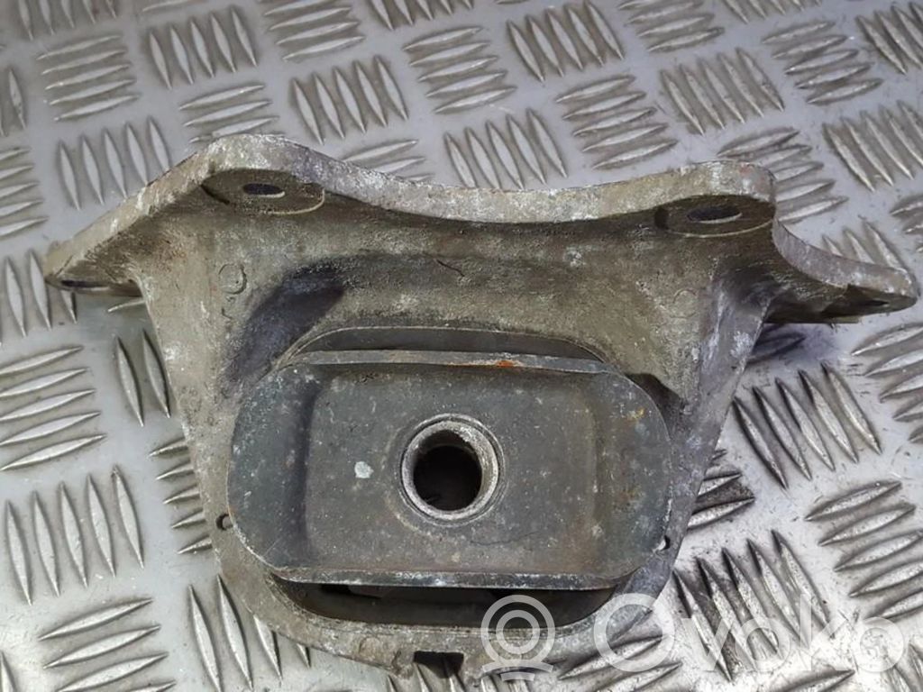 Fiat Punto (188) Engine mount bracket 