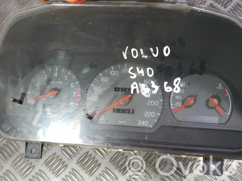 Volvo S40, V40 Vitezometru (grup de instrumente) 