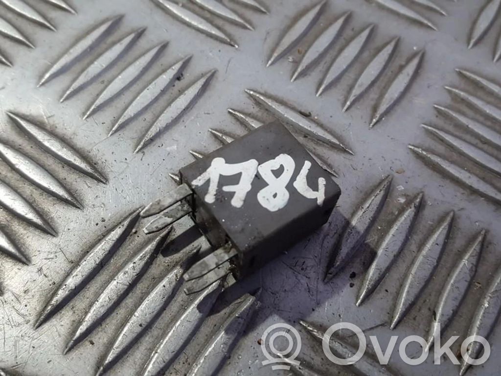 Otros relés   9522038000,9522038000,9522038000,9522038000