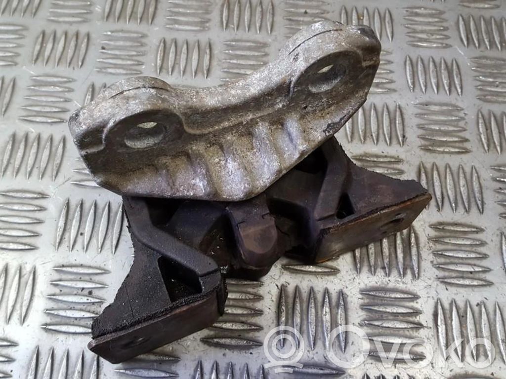 Engine mount bracket   9227878,9227878