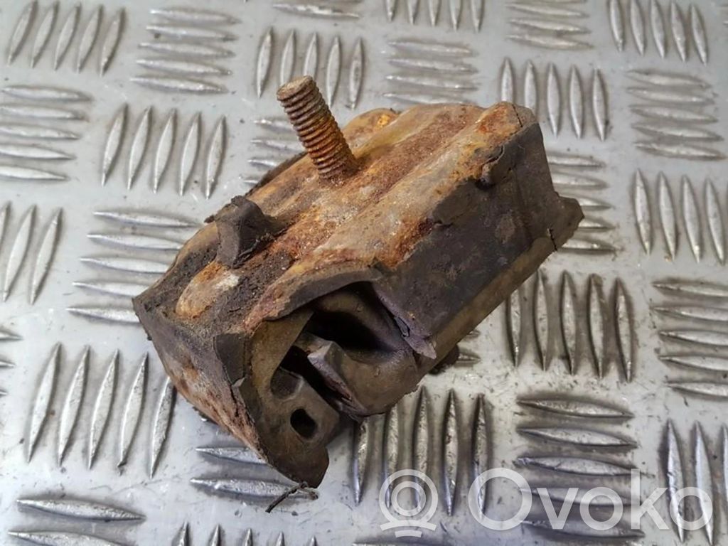 Engine mount bracket   89AB6B032AC,89AB6B032AC,89AB6B032AC,89AB6B032AC
