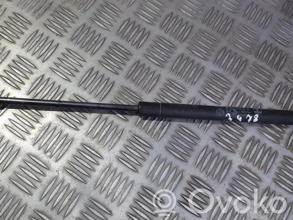 Alfa Romeo 156 Ammortizzatore portellone anteriore/cofano 