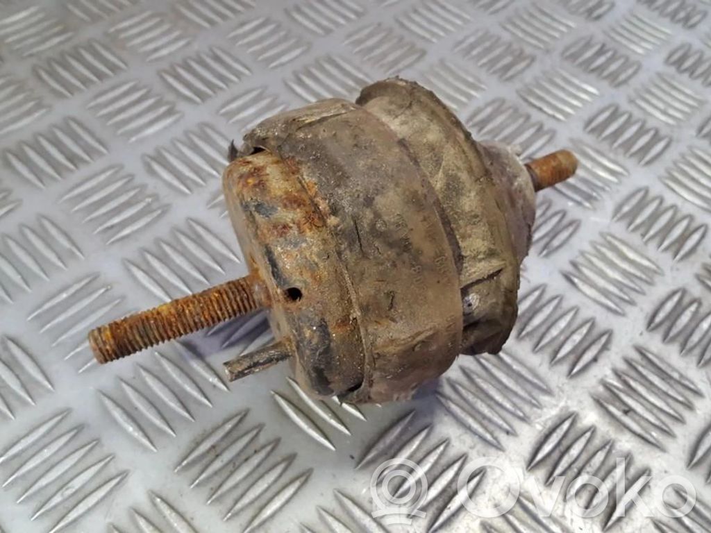Ford Transit Engine mount bracket 