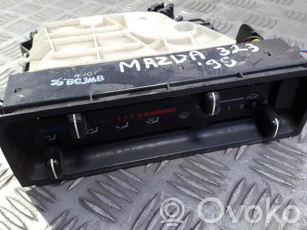 Mazda 323 Panel klimatyzacji 