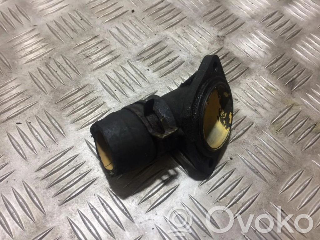 Audi A4 S4 B5 8D Przewód / Wąż chłodnicy 