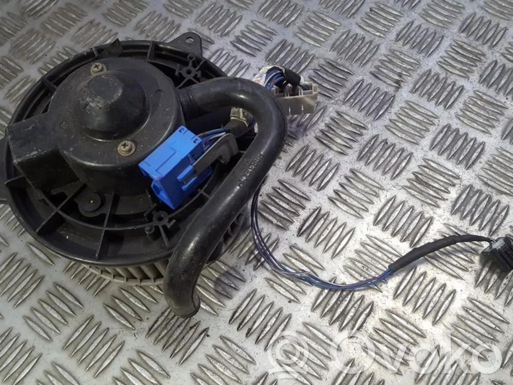 Mazda 323 F Ventilator aerotermă 