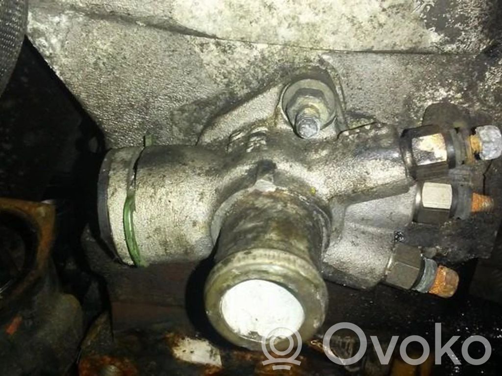 Audi A4 S4 B5 8D Conductă/furtun lichid de răcire motor 