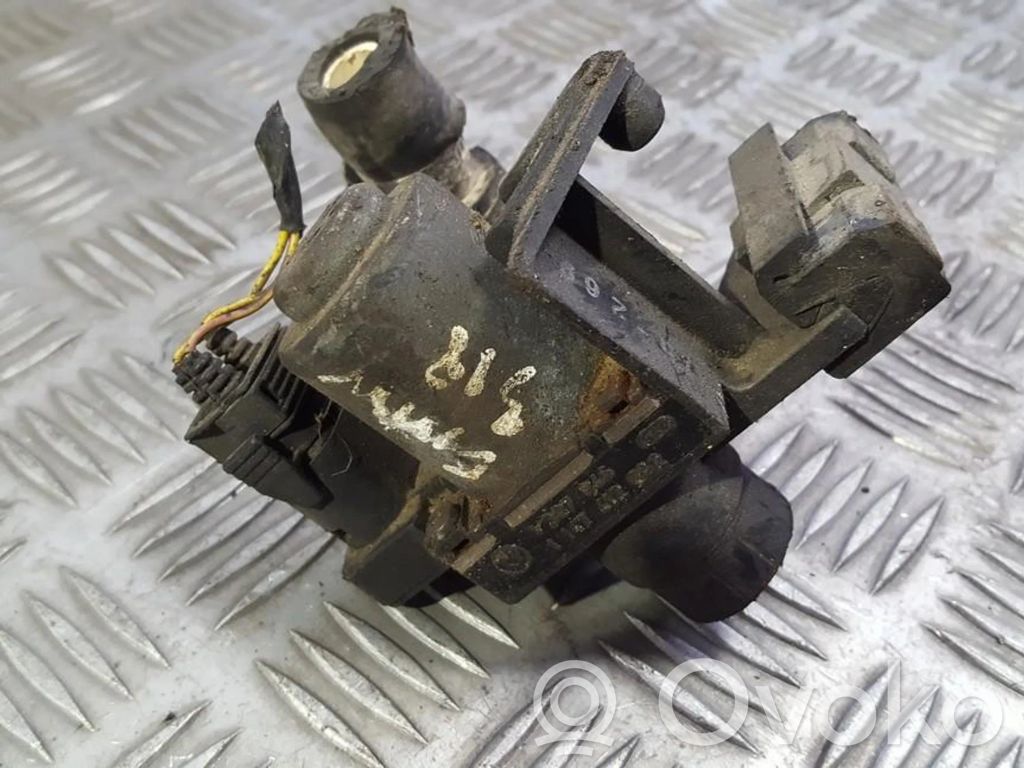 BMW 3 E36 Supapă control încălzitor lichid răcire 