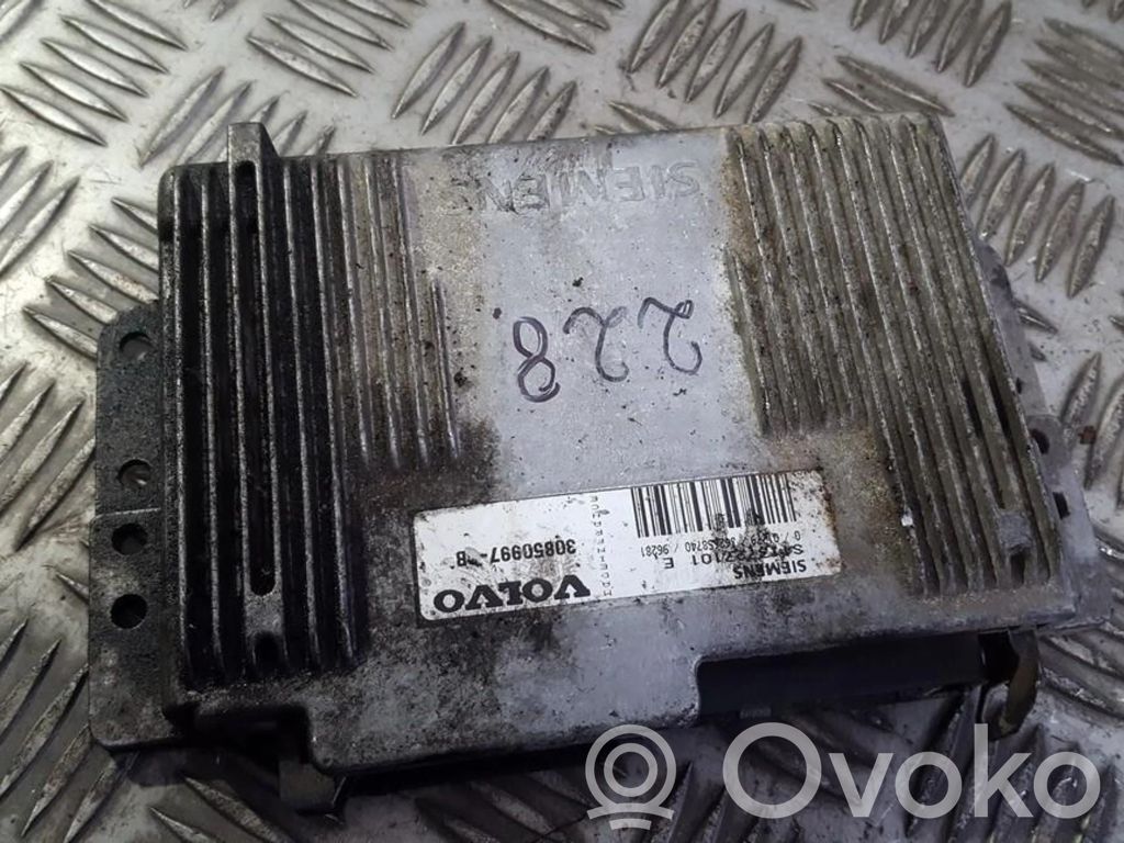 Volvo S40, V40 Engine control unit/module 