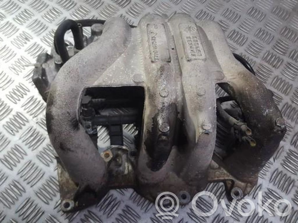 Renault Scenic I Kolektor ssący 