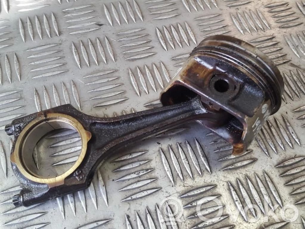 Opel Astra G Piston avec bielle 