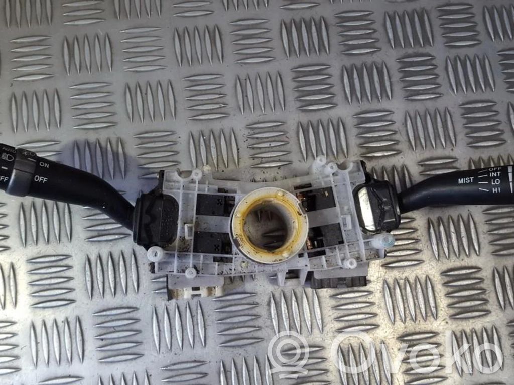 Lexus IS 200-300 Commodo, commande essuie-glace/phare 