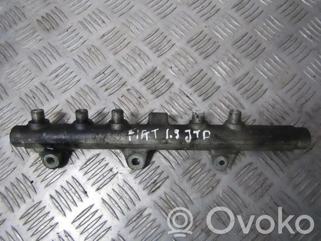 Alfa Romeo 156 Rampă alimentare injectoare 