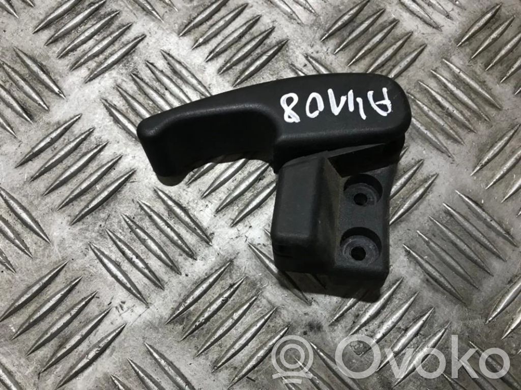 Volkswagen Vento Maniglia di rilascio del vano motore (cofano)