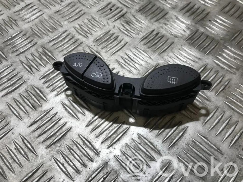 Windscreen/window heater switch   YS4T19A945BA,D3L0A,D3L0A,YS4T19A945BA