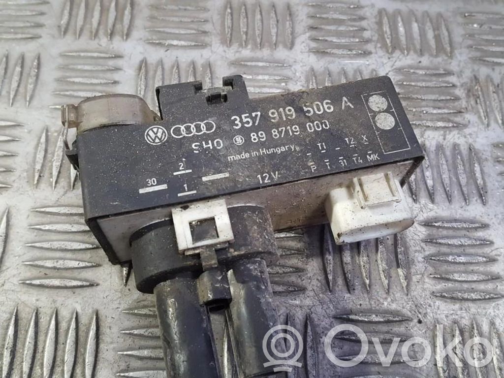 Volkswagen PASSAT B4 Relè della ventola di raffreddamento