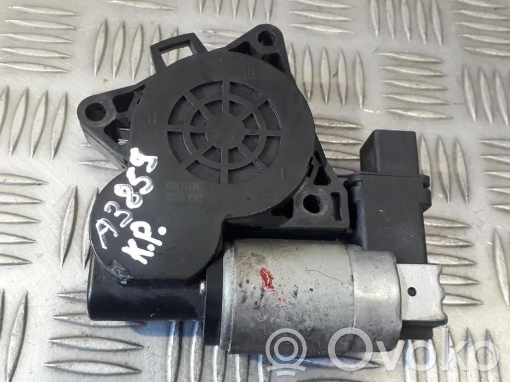 Mazda 3 I Motorino alzacristalli della portiera anteriore