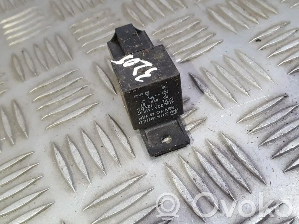 Mitsubishi Carisma Altri relè