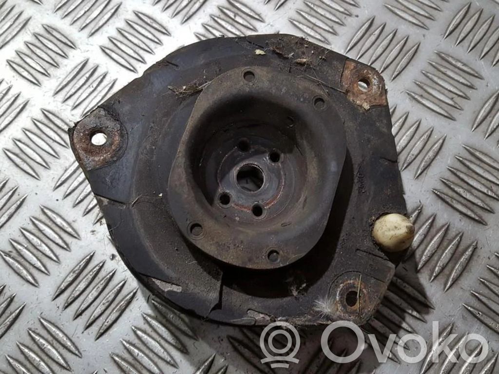 Renault Megane II Supporto di montaggio della molla elicoidale 