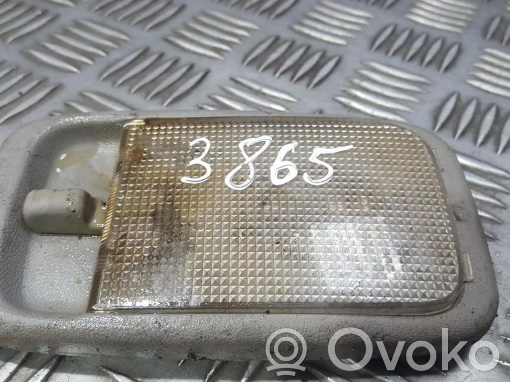 Toyota Avensis T220 Lampă scaun spate 