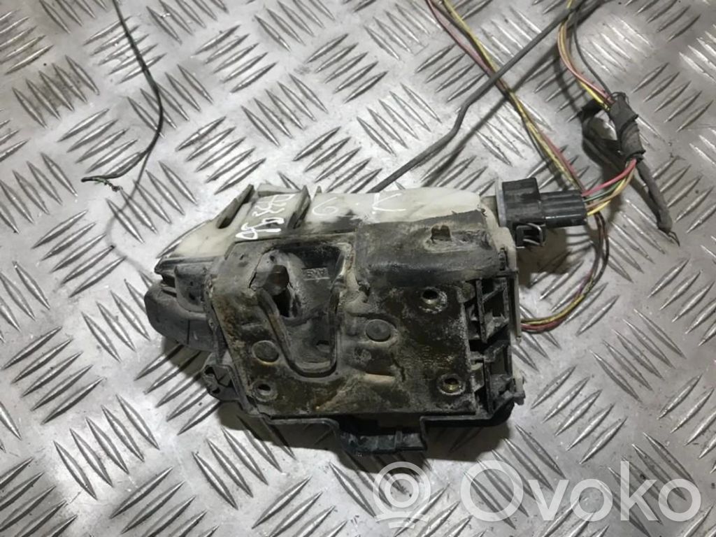Volkswagen Golf III Serratura portiera posteriore