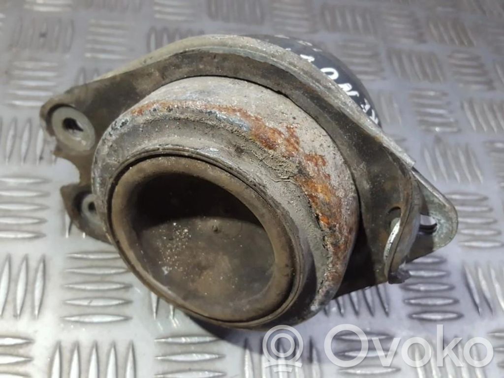 Renault Laguna II Engine mount bracket 