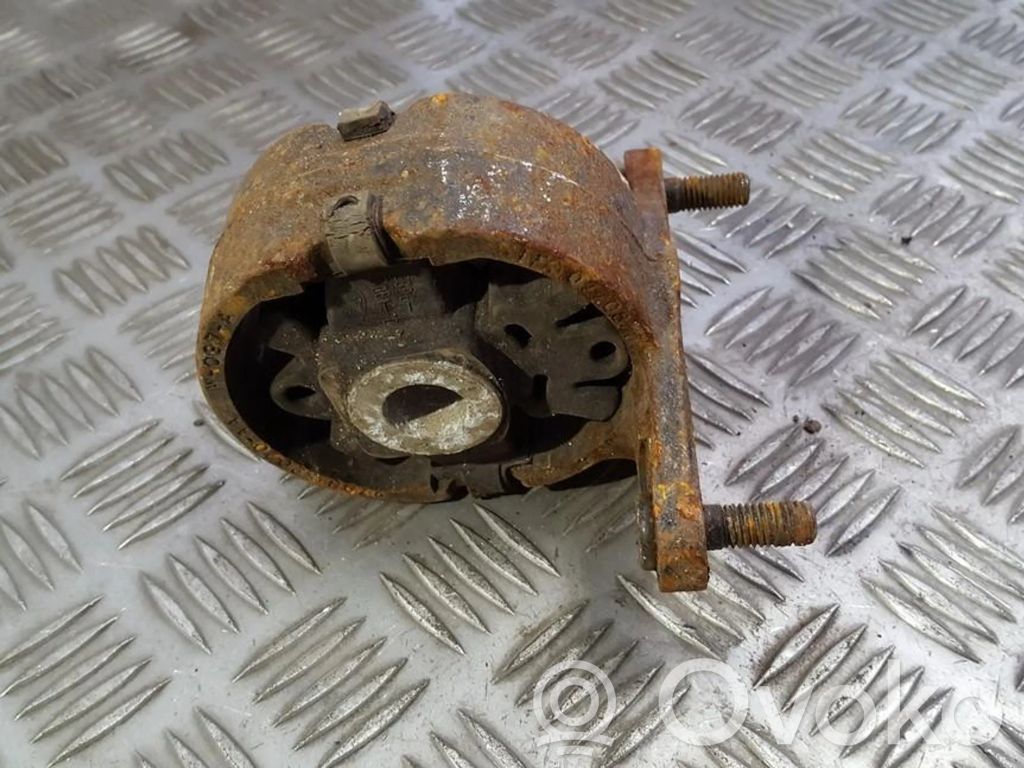 Ford Mondeo MK II Engine mount bracket 