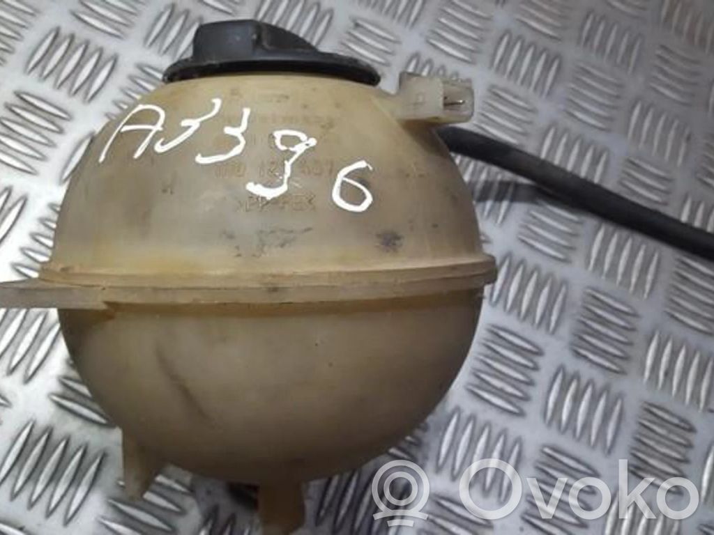 Volkswagen Golf III Vase d'expansion / réservoir de liquide de refroidissement