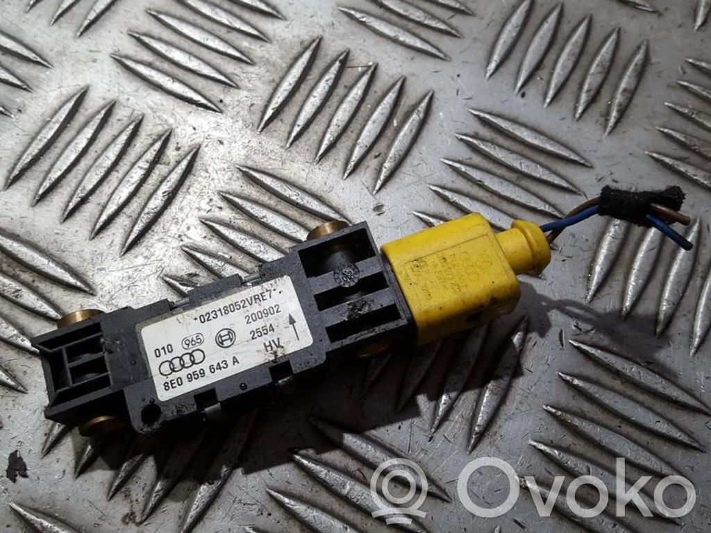 Audi A4 S4 B6 8E 8H Sensore d’urto/d'impatto apertura airbag 