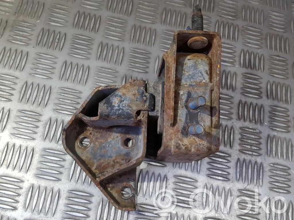Ford Escort Engine mount bracket 