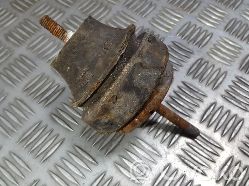 Ford Escort Engine mount bracket 