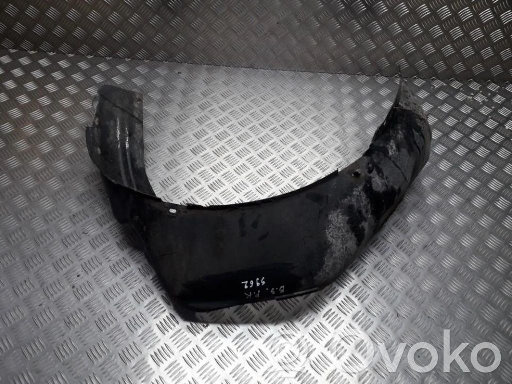 Volkswagen PASSAT B3 Nadkole przednie