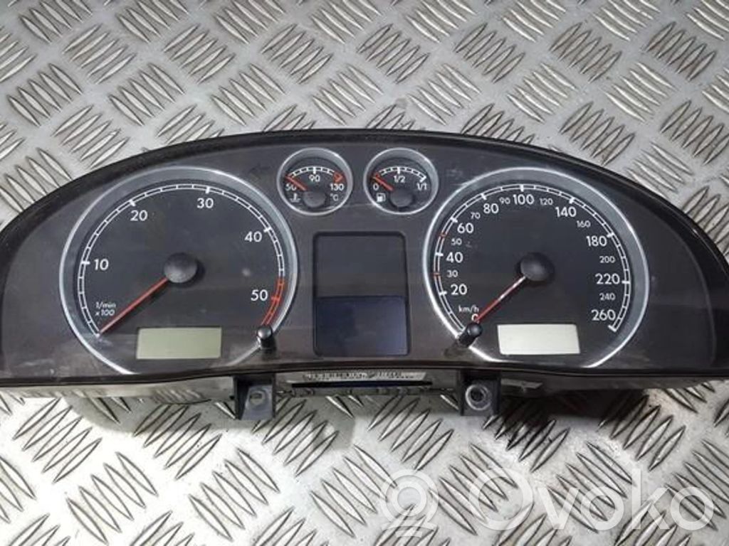 Volkswagen PASSAT B5.5 Vitezometru (grup de instrumente) 