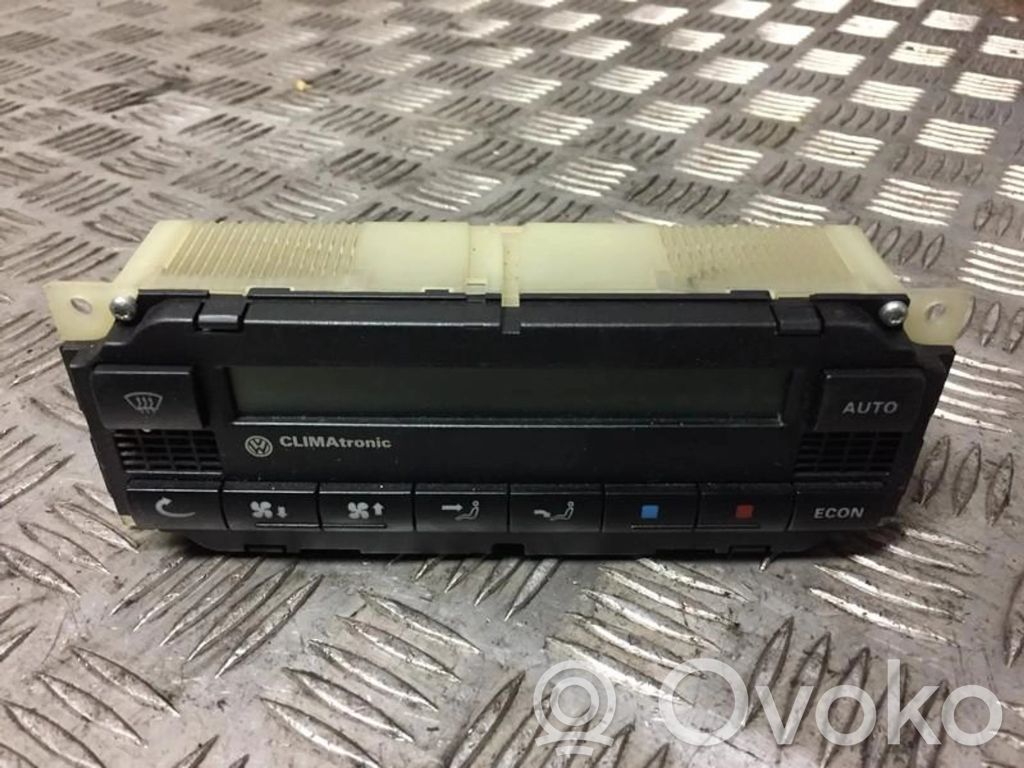 Volkswagen PASSAT B5 Centralina del climatizzatore
