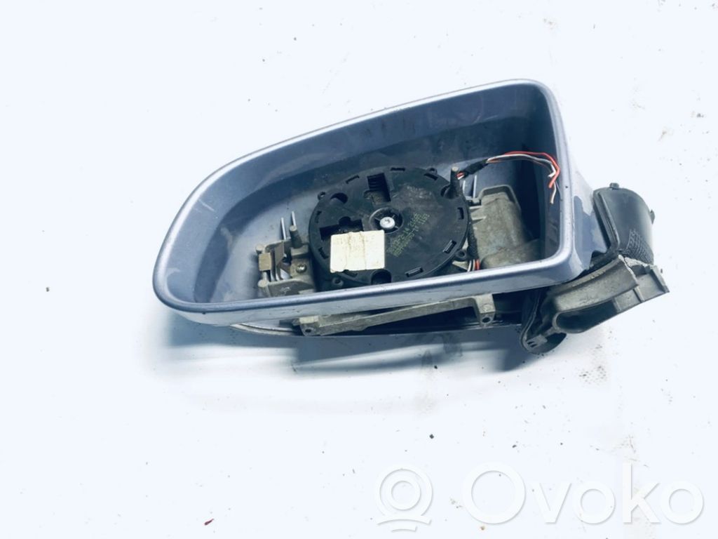 Audi A4 S4 B6 8E 8H Obudowa lusterka zewnętrznego drzwi przednich 