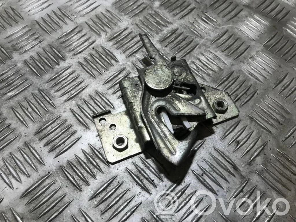 Daihatsu Sirion Încuietoare capotă