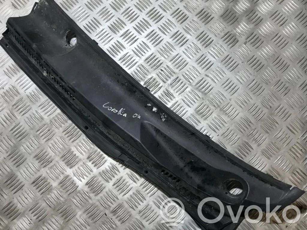 Toyota Corolla E120 E130 Podszybie przednie 