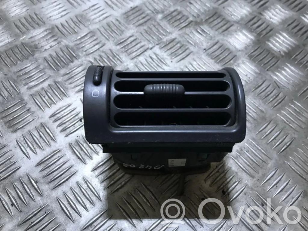 Rejilla de ventilación central del panel   1461979077,1461979077