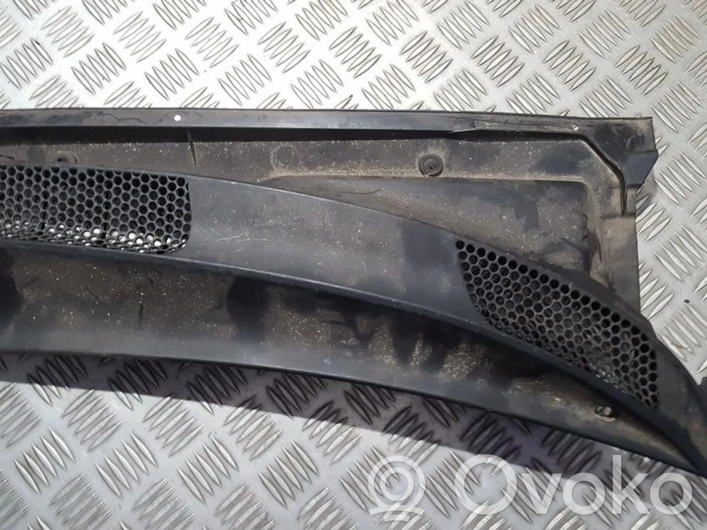 Toyota Yaris Pyyhinkoneiston lista 