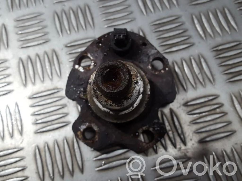 Volkswagen Golf IV Fus roată spate 