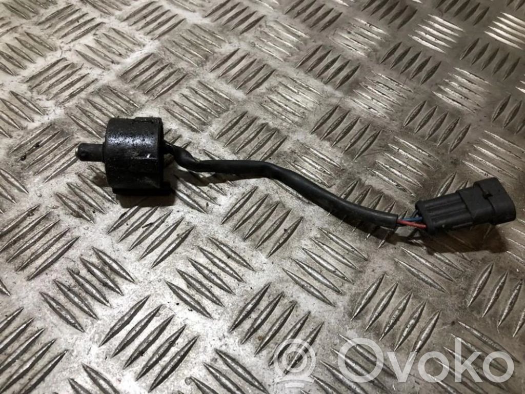 Sensor